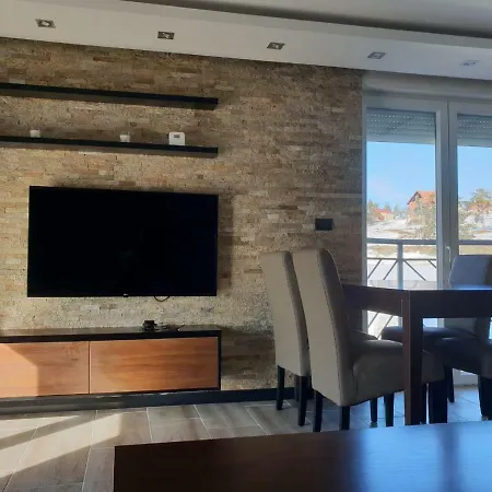 Divcibare Golden Luxx Apartman 公寓 Divčibare